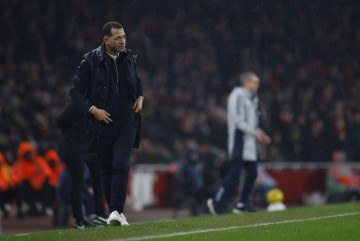 Kaiyun网页版-失误送礼！电讯报：罗塞尼尔更喜欢约恩森，因为他出球比桑切斯好